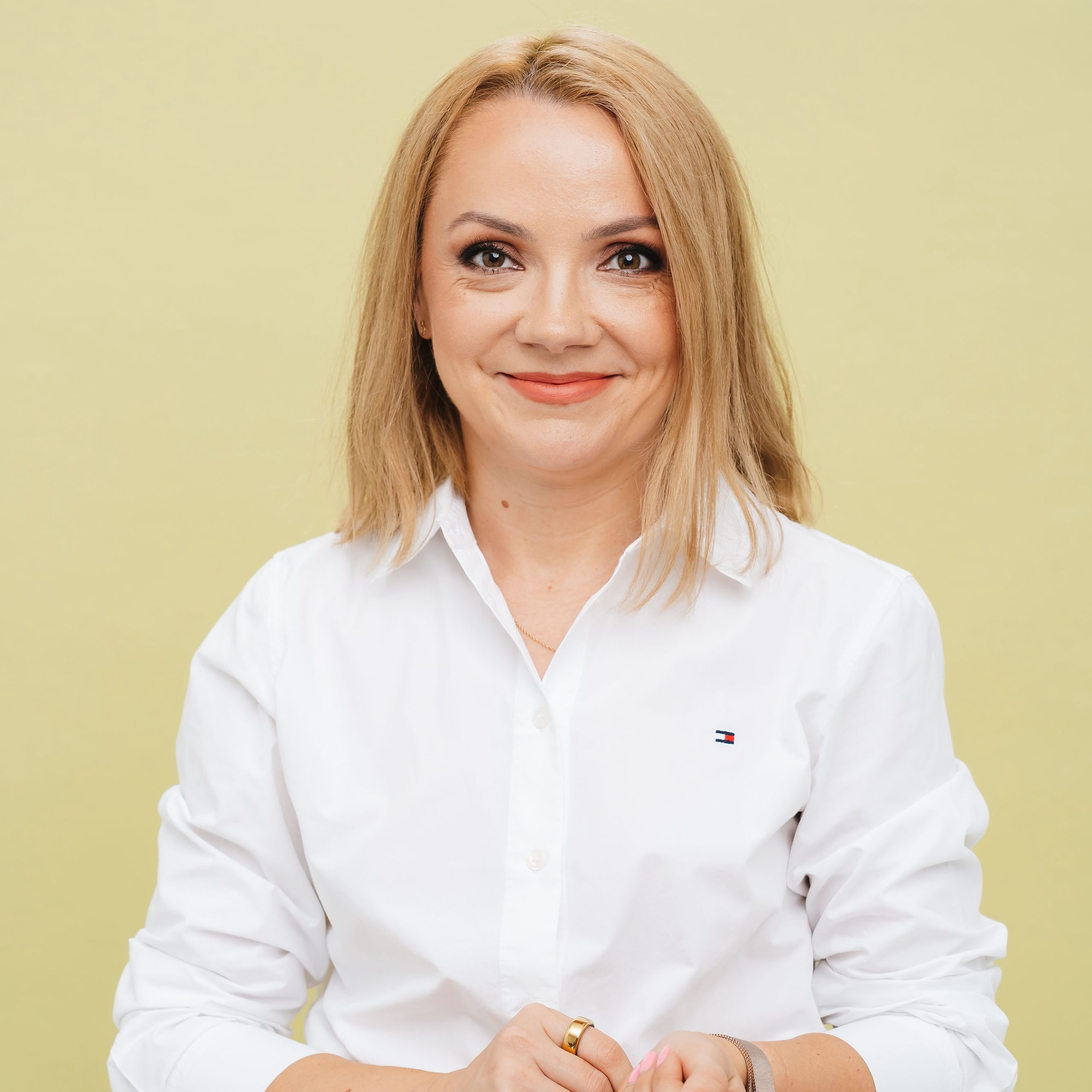 20:05 - Prezentare Raluca Georgescu