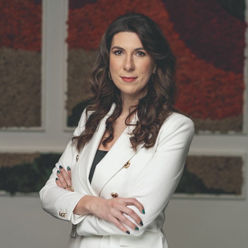 19:45 - Prezentare Loredana Vătăvoiu